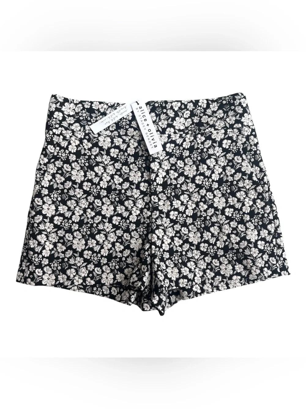 NWT Alice + Olivia  Black/White Cady Stretch Cotton Floral Shorts New with Tags